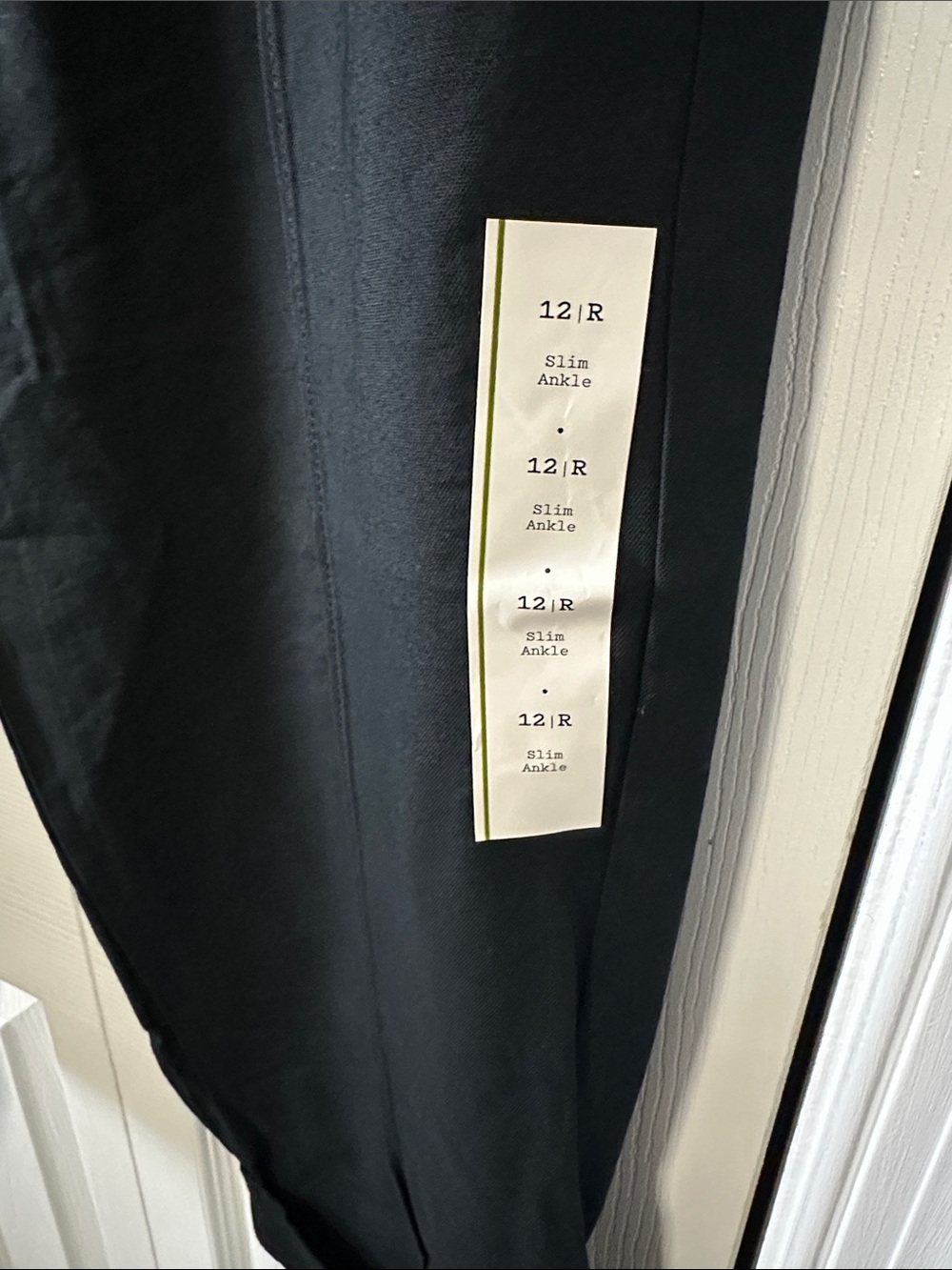 Slim Ankle Women’s Pants in Black - Size 12R